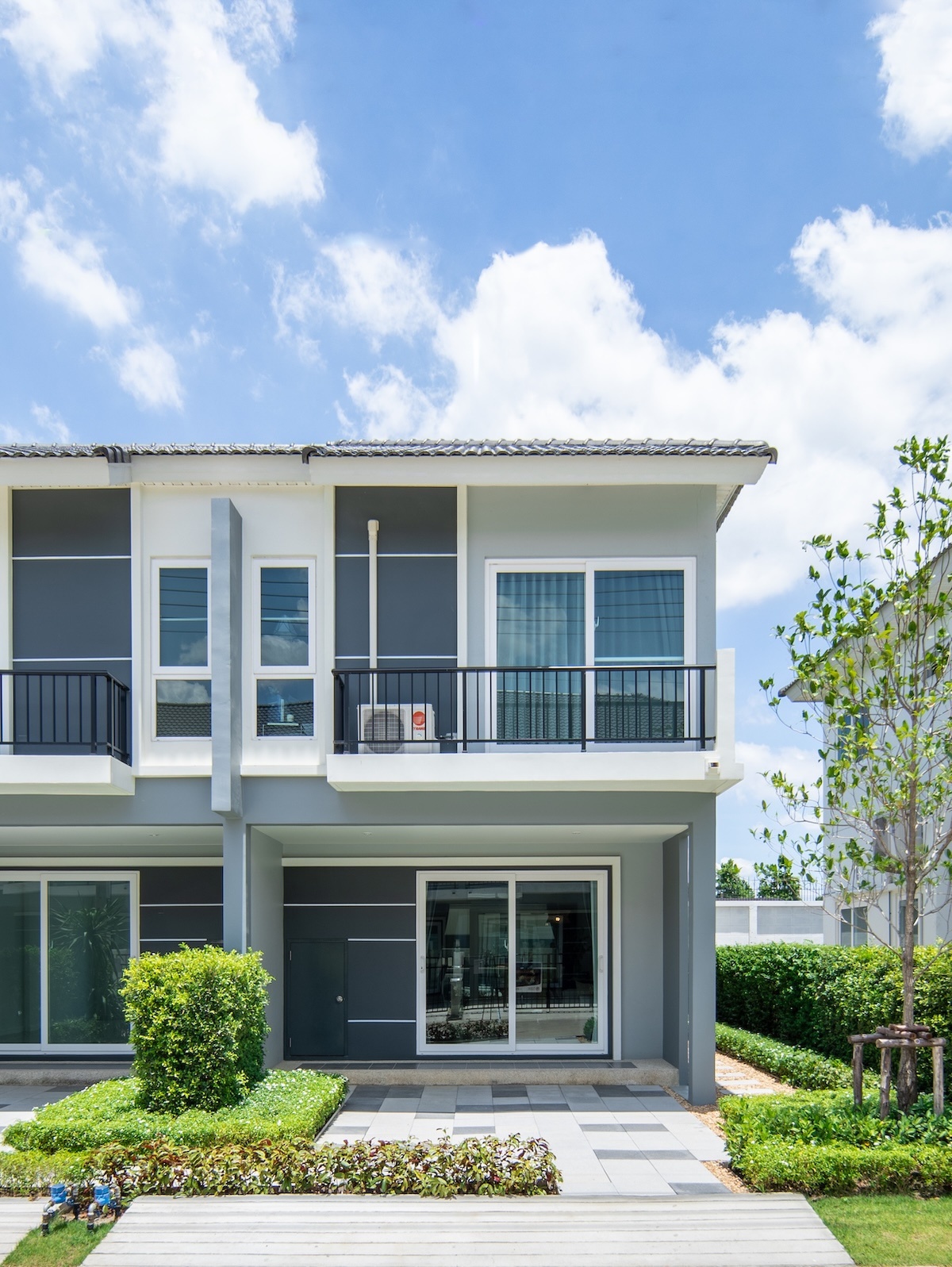 supalai-pride-wongwaen-lamlukka-klong6-townhome.jpg.jpg