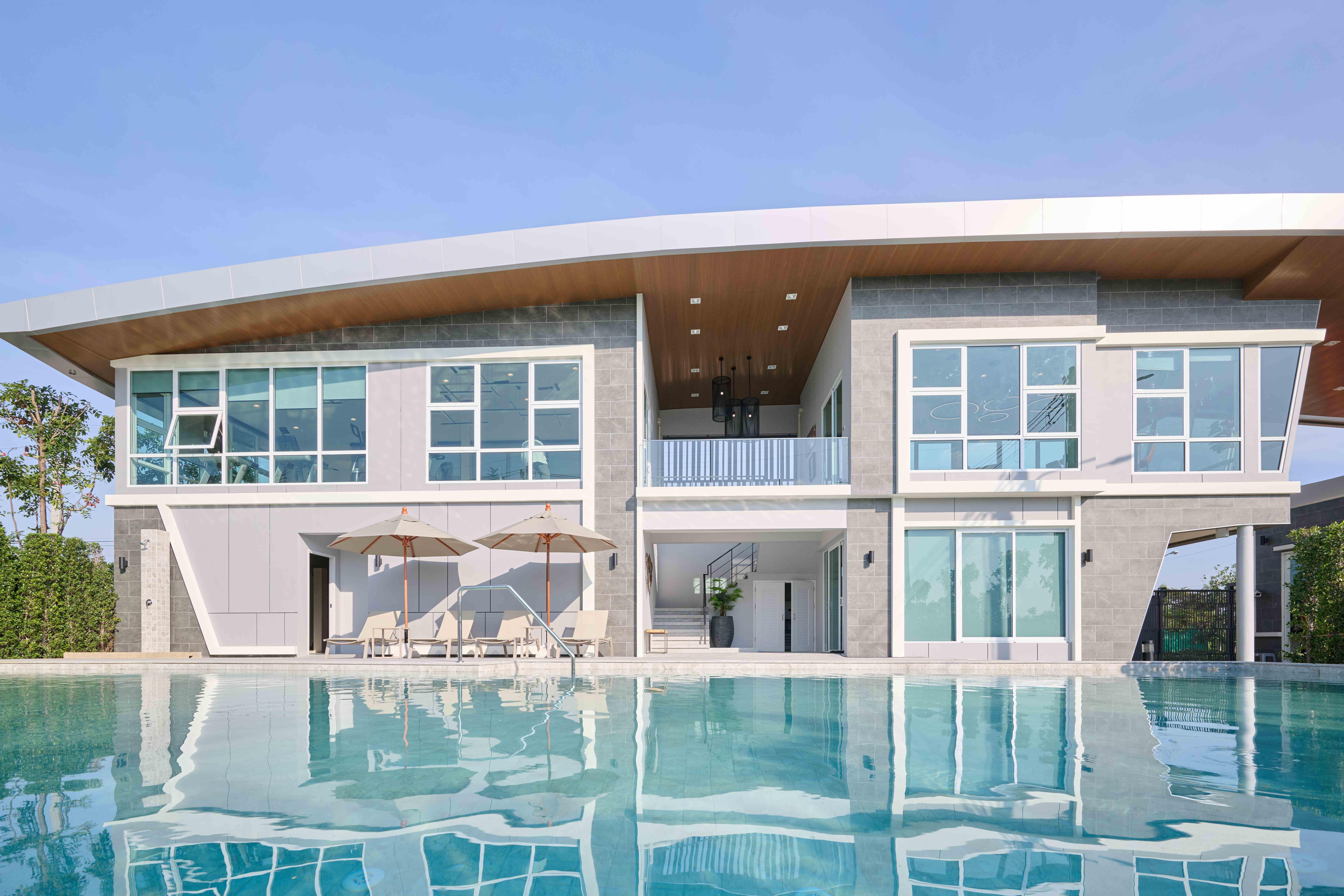 supalai-palm-springs-lamlukka-club-house.jpg