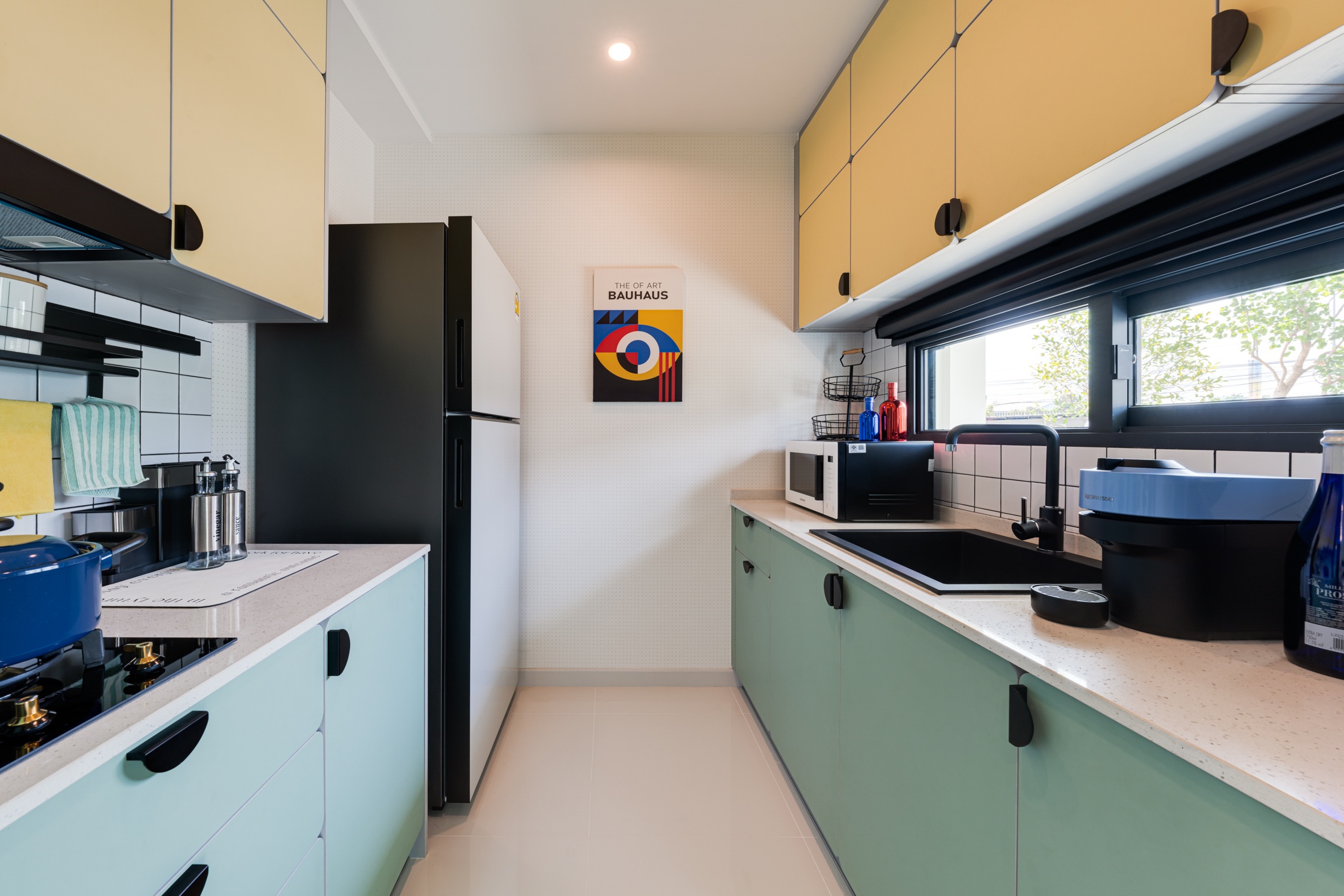 supalai-primo-cloud-t120-pantry-kitchen.jpg