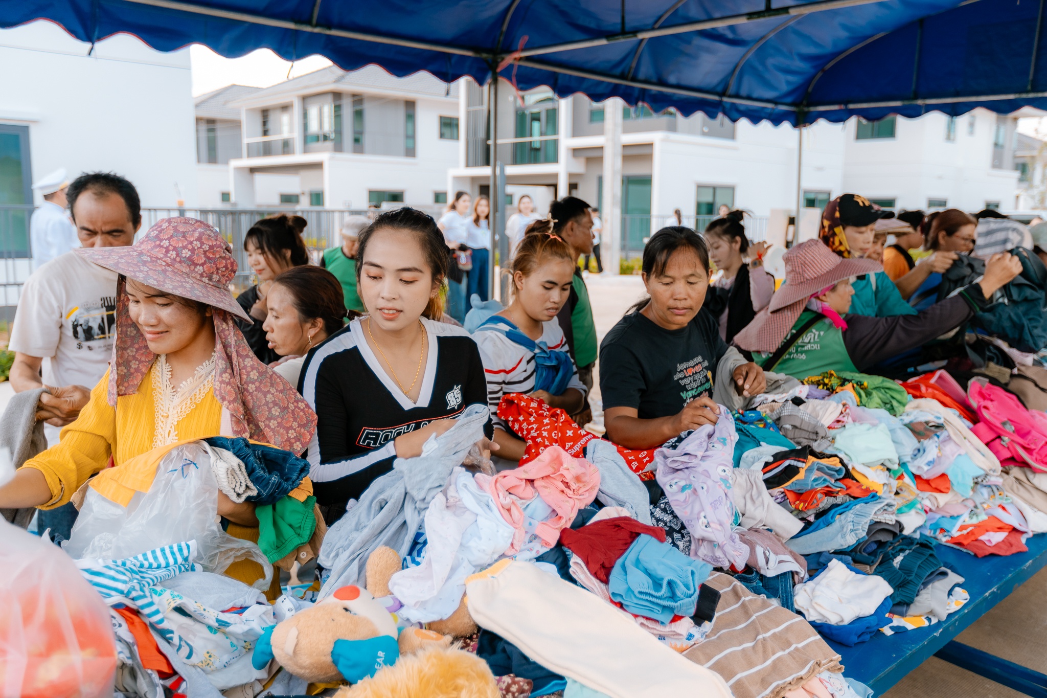 ศุภาลัย ‘สร้างดี’ รวมพลังแบ่งปันของใช้จำเป็น (5)