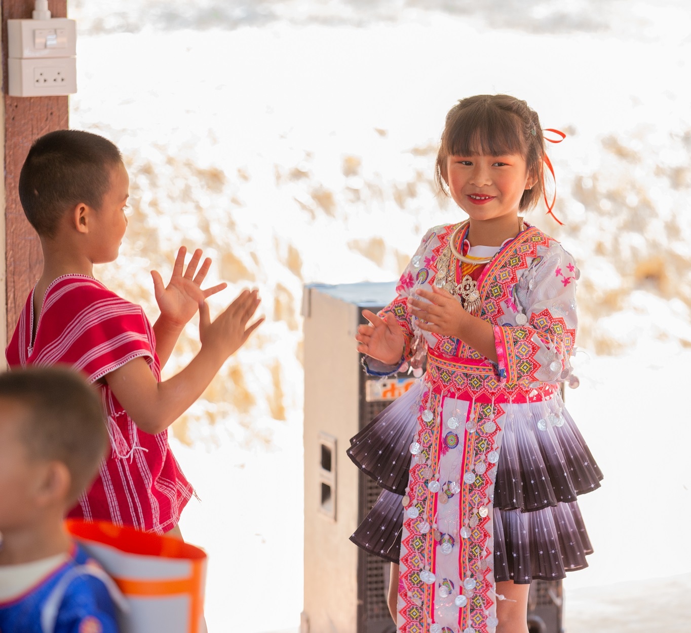 ศุภาลัย จับมือ เชียงใหม่สุขสวัสดิ์ หนุนการศึกษาผลิตชุดโต๊ะเรียน_04
