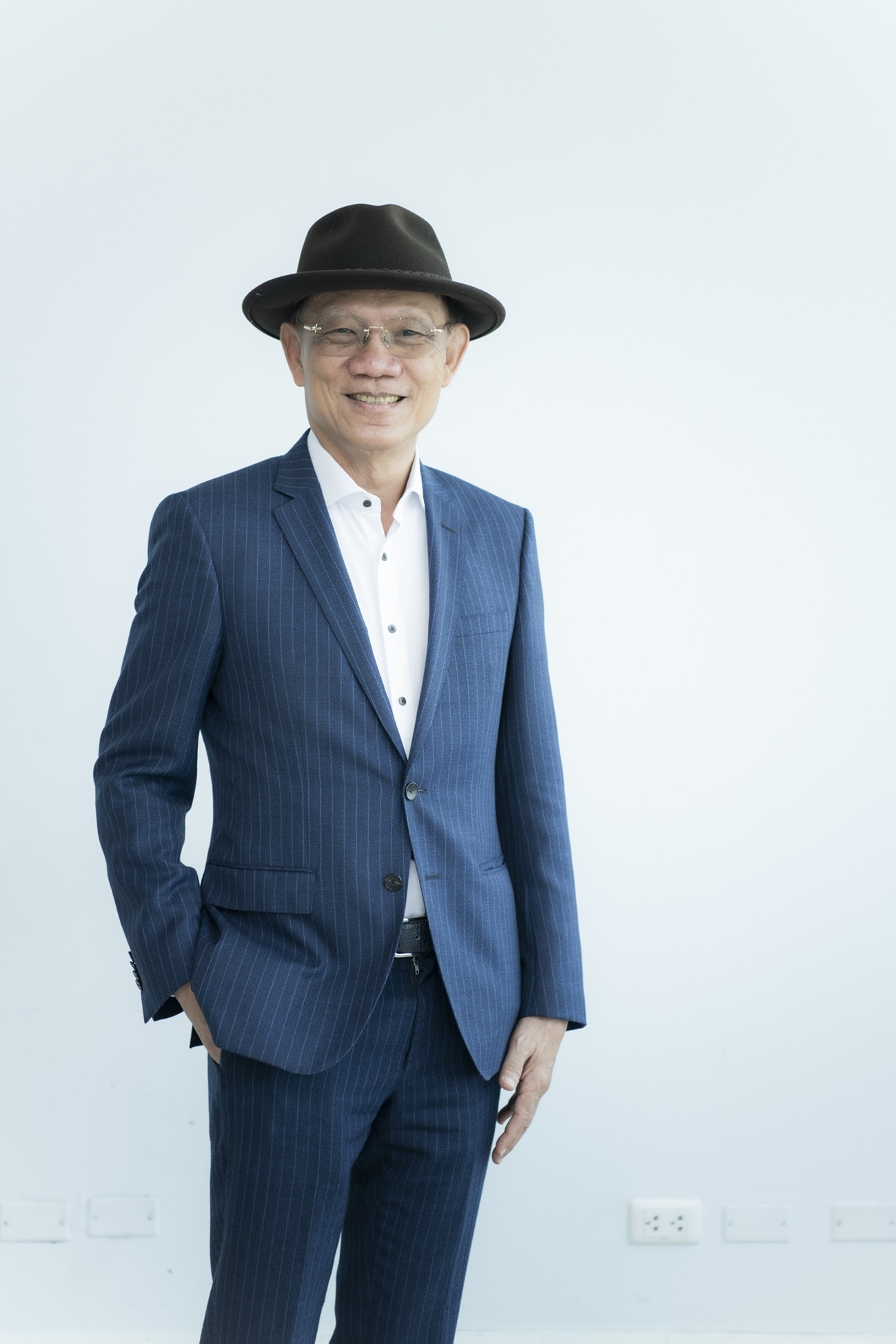 ดร.ประทีป ตั้งมติธรรม_03_0